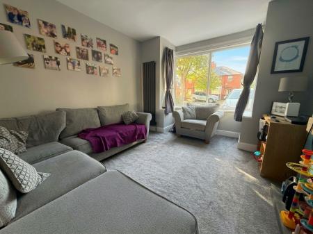 3 bedroom Semi-detached house for sale in Brancaster Drive, Lincoln, LN6
