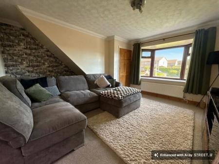 3 bedroom Semi-detached house for sale in Elsham Close, Lincoln, LN6