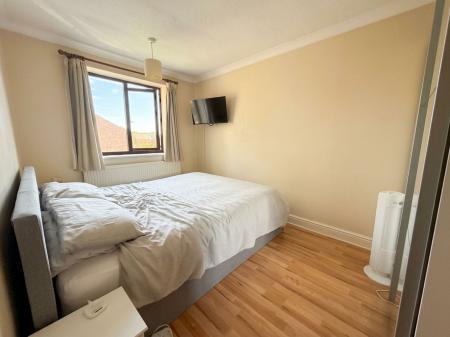 3 bedroom Semi-detached house for sale in Elsham Close, Lincoln, LN6