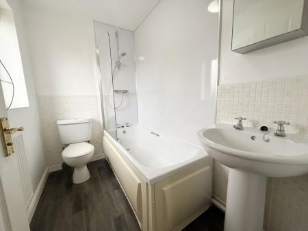 3 bedroom Detached house for sale in Partridge Green, Witham St. Hughs, LN6