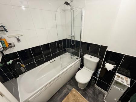 2 bedroom End of terrace house for sale in Rosemary Drive, Witham St. Hughs, LN6