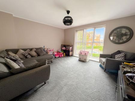 4 bedroom Terraced House for sale in St. Botolphs Crescent, Lincoln, LN5