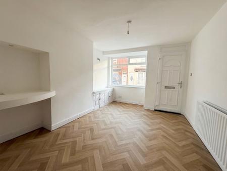 2 bedroom Terraced House for sale in Ellison Street, Lincoln, LN5