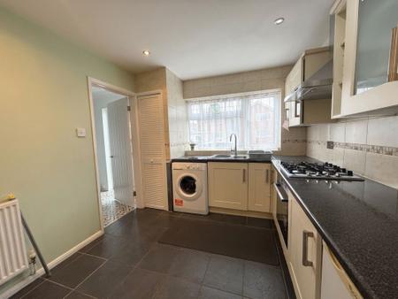 4 bedroom Detached house for sale in Malvern Close, Lincoln, LN5
