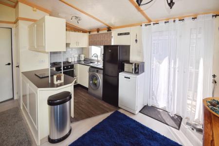 2 bedroom Park home for sale in Pear Tree Manor, Wainfleet Bank, PE24
