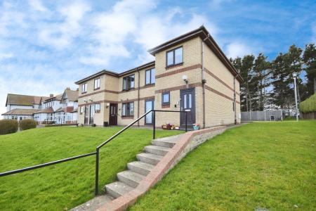 38 Seacroft Esplanade, Skegness, PE25