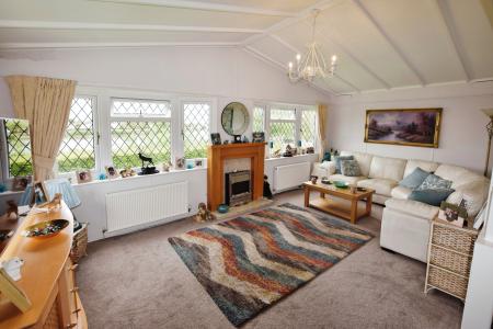 2 bedroom Park home for sale in Beacon Park Home Village, Skegness, PE25