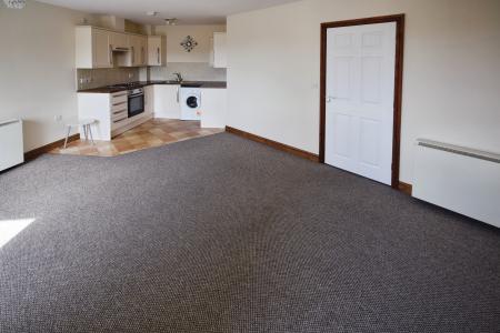 2 bedroom Flat for sale in Belton Park Road, Skegness, PE25