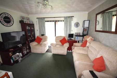 2 bedroom Detached bungalow for sale in Chapel Point, Chapel St Leonards, PE24