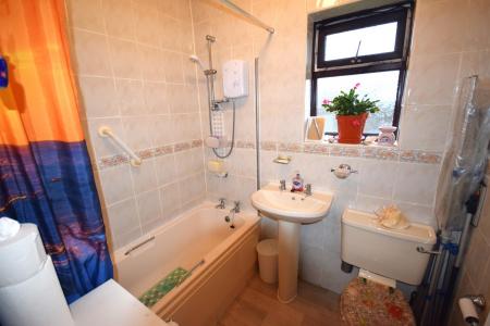 2 bedroom Detached bungalow for sale in Chapel Point, Chapel St Leonards, PE24