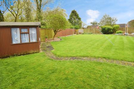 3 bedroom Detached bungalow for sale in Croft Lane, Croft, PE24