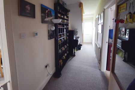 3 bedroom Detached bungalow for sale in Croft Lane, Croft, PE24
