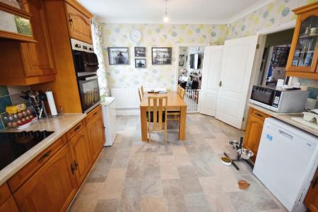 3 bedroom Detached bungalow for sale in Croft Lane, Croft, PE24