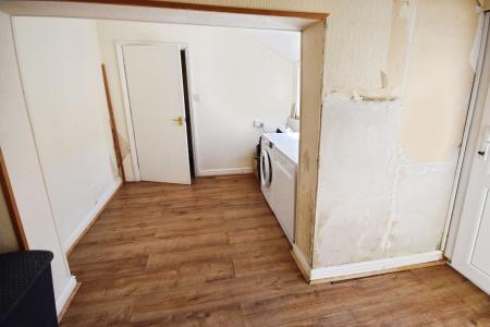 5 bedroom Semi-detached house for sale in Drummond Road, Skegness, PE25