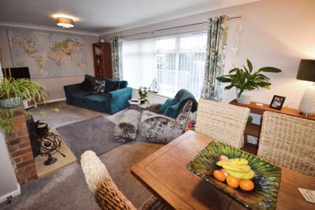 2 bedroom Detached bungalow for sale in Elm Crescent, Burgh Le Marsh, PE24