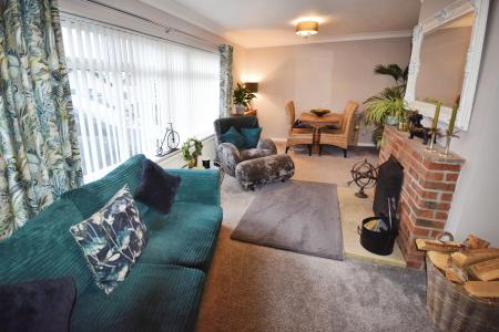 2 bedroom Detached bungalow for sale in Elm Crescent, Burgh Le Marsh, PE24