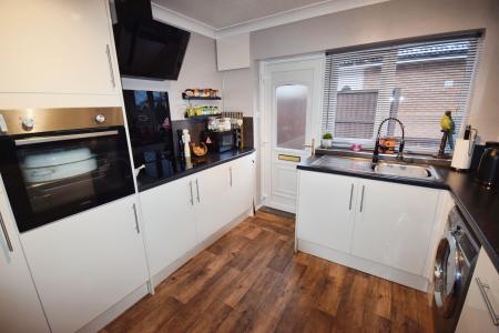 2 bedroom Detached bungalow for sale in Elm Crescent, Burgh Le Marsh, PE24