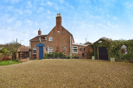 3 bedroom Detached house for sale in Gunby Road, Orby, PE24