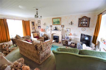 3 bedroom Detached house for sale in Hill Top, Hall Lane, Burgh Le Marsh, PE24