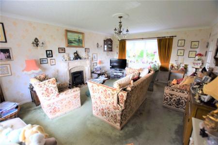 3 bedroom Detached house for sale in Hill Top, Hall Lane, Burgh Le Marsh, PE24
