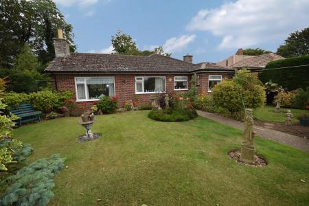 3 bedroom Detached house for sale in Hill Top, Hall Lane, Burgh Le Marsh, PE24