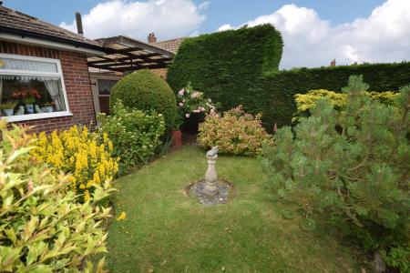 3 bedroom Detached house for sale in Hill Top, Hall Lane, Burgh Le Marsh, PE24