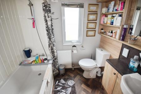 2 bedroom Park home for sale in Kelsey Woods Country Park, Monksthorpe, PE23