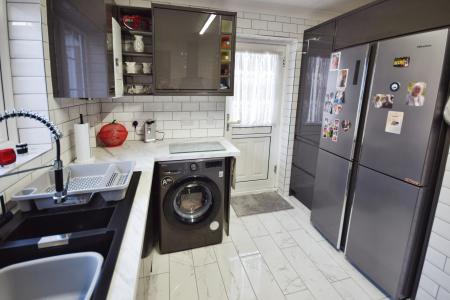 2 bedroom Semi-detached bungalow for sale in Ramsay Close, Skegness, PE25