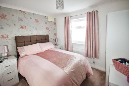 2 bedroom Semi-detached bungalow for sale in Ramsay Close, Skegness, PE25