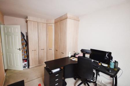 2 bedroom Flat for sale in Roman Bank, Skegness, PE25