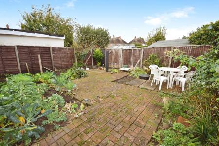 2 bedroom Maisonette for sale in Sandbeck Avenue, Skegness, PE25