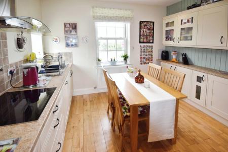 3 bedroom Semi-detached house for sale in Station Road, Burgh Le Marsh, PE24