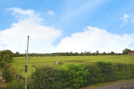 3 bedroom Semi-detached house for sale in Station Road, Burgh Le Marsh, PE24