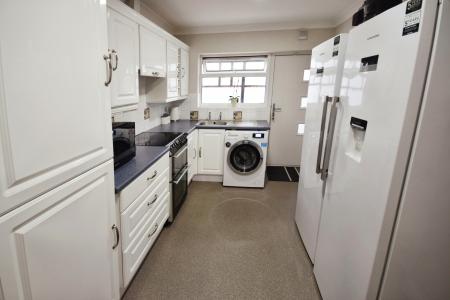 7 bedroom Detached house for sale in Vicarage Lane, Wainfleet St Mary, PE24