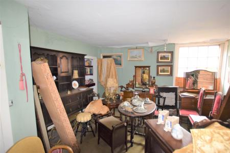 7 bedroom Retail Property (High Street) for sale in West Street, Alford, LN13