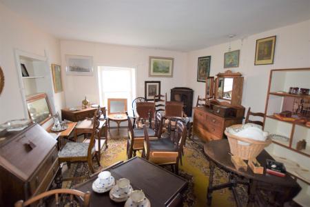 7 bedroom Retail Property (High Street) for sale in West Street, Alford, LN13