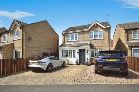 4 bedroom Detached house for sale in Burghley Road, Skegness, PE25