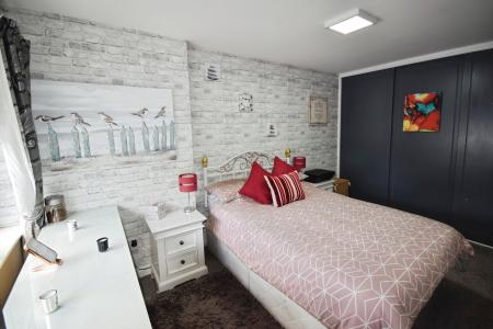 4 bedroom Detached house for sale in Burghley Road, Skegness, PE25