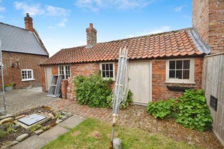 3 bedroom Detached house for sale in Lymn Bank, Thorpe St Peter, PE24