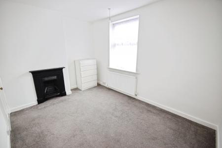 3 bedroom Terraced House for sale in Cross Street, Skegness, PE25