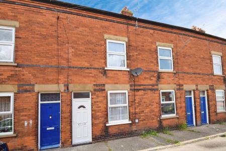 3 bedroom Terraced House for sale in Cross Street, Skegness, PE25