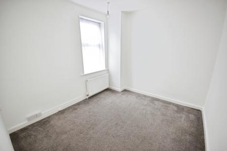 3 bedroom Terraced House for sale in Cross Street, Skegness, PE25