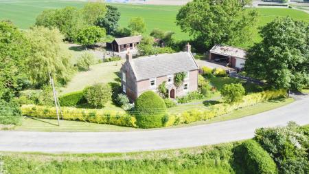 4 bedroom Detached house for sale in Low Road, Friskney, PE22