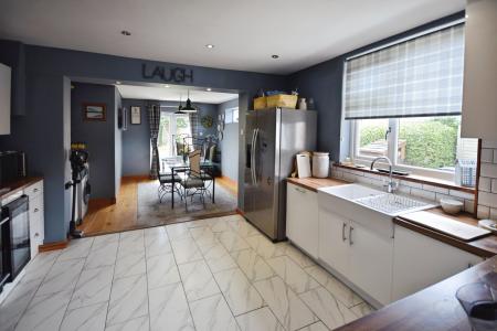 4 bedroom Semi-detached house for sale in Brancaster Drive, Skegness, PE25