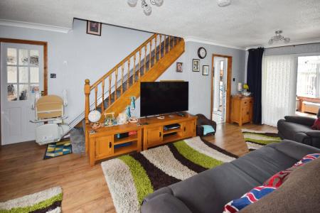 5 bedroom Semi-detached house for sale in Richmond Drive, Skegness, PE25