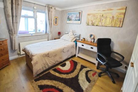 5 bedroom Semi-detached house for sale in Richmond Drive, Skegness, PE25