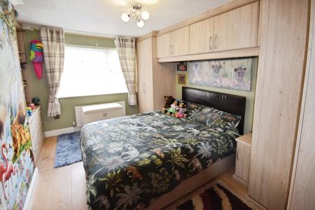 5 bedroom Semi-detached house for sale in Richmond Drive, Skegness, PE25