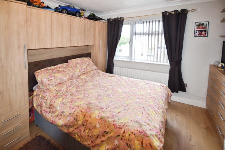 5 bedroom Semi-detached house for sale in Richmond Drive, Skegness, PE25