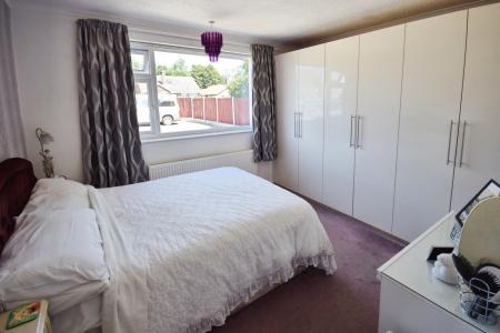 3 bedroom Detached bungalow for sale in West End, Hogsthorpe, PE24