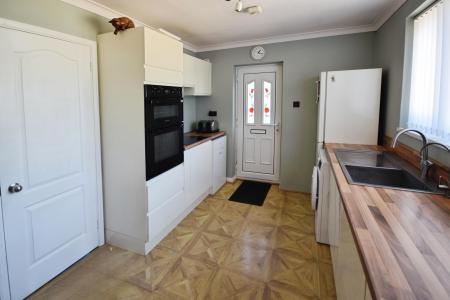 3 bedroom Detached bungalow for sale in West End, Hogsthorpe, PE24